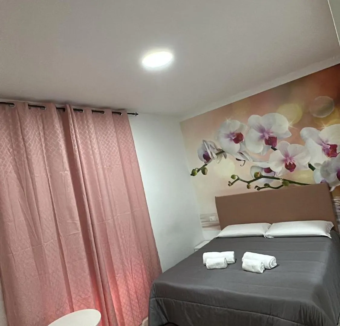 Bed and Breakfast Napoli Relais 3*,